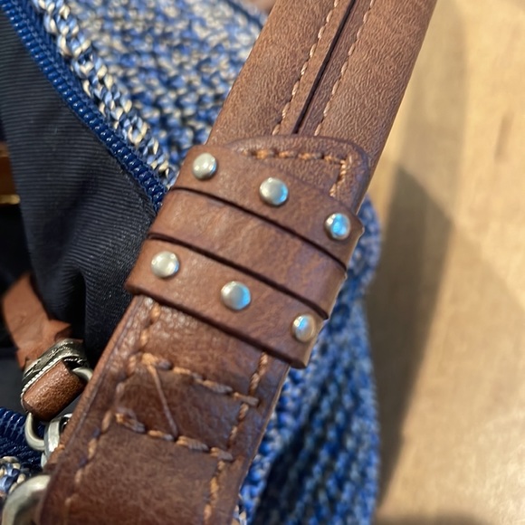 ♻️The Sak Sequoia Crochet Hobo Bag LIKE NEW - Picture 6 of 10